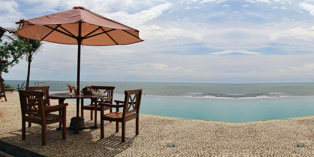 Queen Of The South Beach Resort Yogyakarta Exterior foto